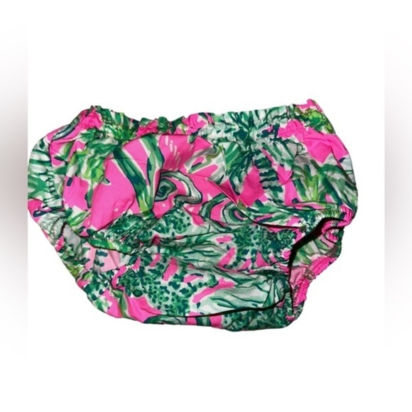Girl’s Lilly Pulitzer diaper‎ cover - Picture 2 of 3